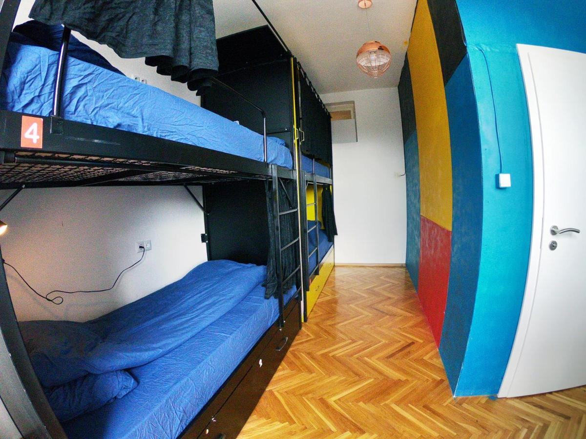Center Apartment พริสตีนา ภายนอก รูปภาพ